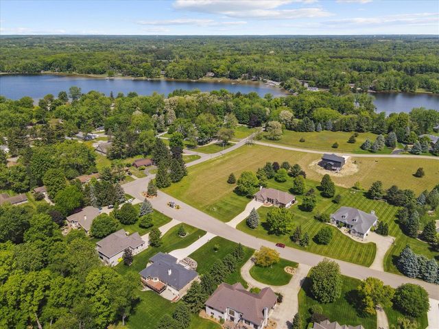 6000 Riverview Drive, Jackson, MI 49203