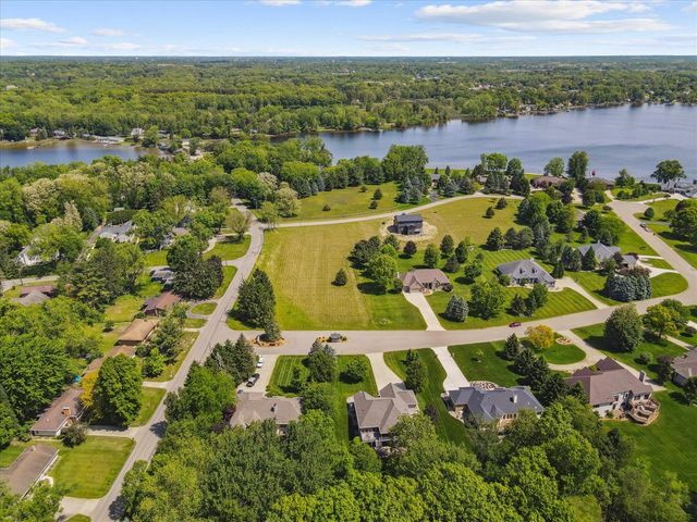 6000 Riverview Drive, Jackson, MI 49203