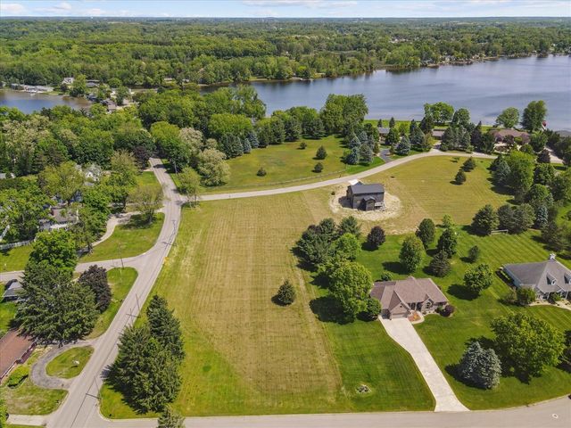 6000 Riverview Drive, Jackson, MI 49203