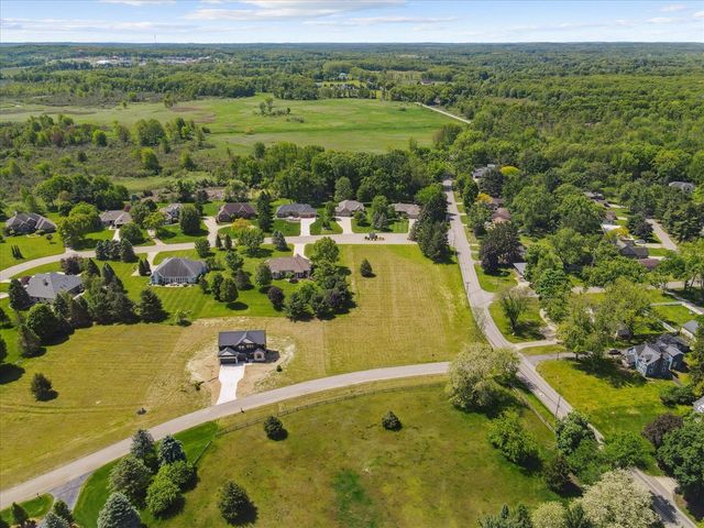 6000 Riverview Drive, Jackson, MI 49203