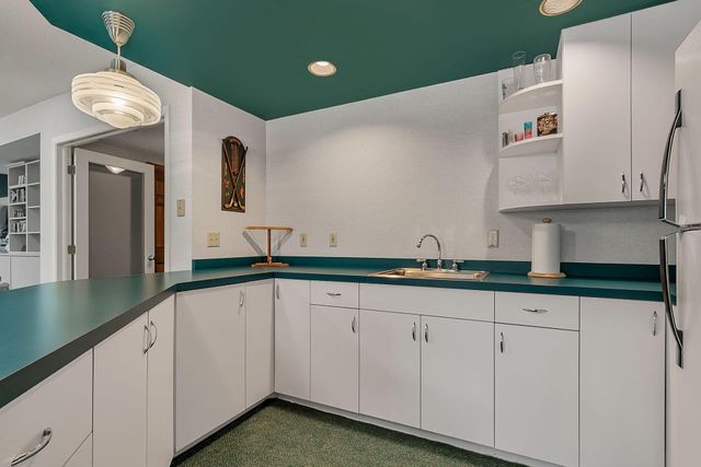 2237 Chelmsford Lane, Saint Cloud, MN 56301