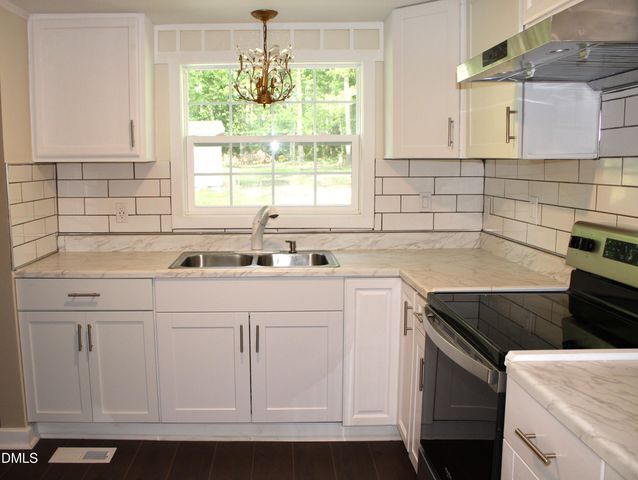 10180 Buffalo Rd Road, Clayton, NC 27527