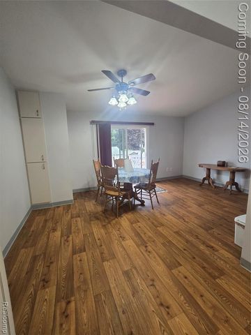 22792 Armstrong Avenue, Brownstown, MI 48193