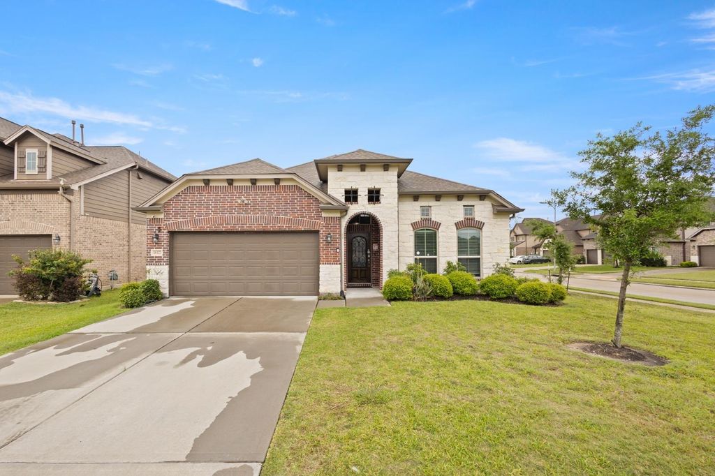18327 Shallow Hill Court, Houston, TX 77084
