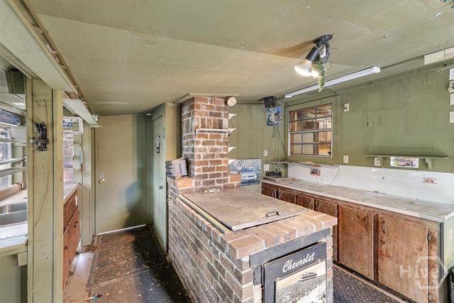 126 Quail Street, Savannah, GA 31419