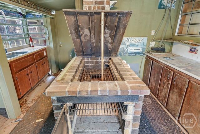 126 Quail Street, Savannah, GA 31419