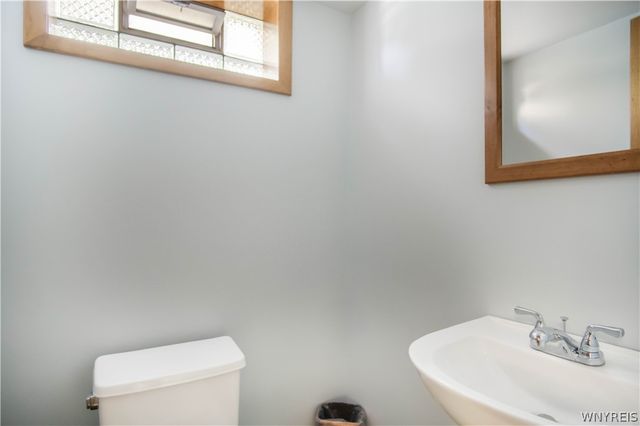 284 Enez Drive, Cheektowaga, NY 14043
