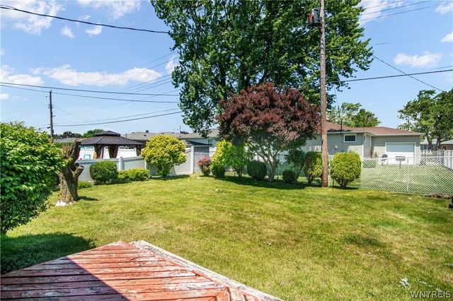 284 Enez Drive, Cheektowaga, NY 14043