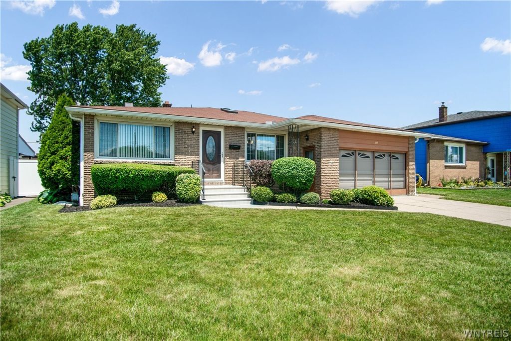 284 Enez Drive, Cheektowaga, NY 14043
