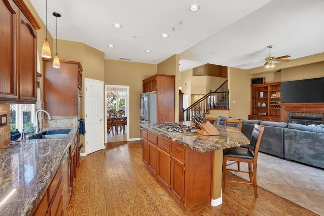 6504 Swallowsview Ct, Rocklin, CA 95677