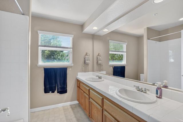 6504 Swallowsview Ct, Rocklin, CA 95677