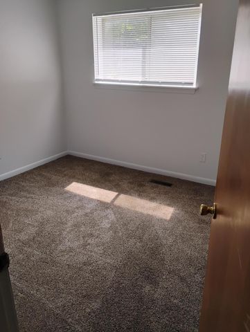 938 Grove Road, Ypsilanti, MI 48198