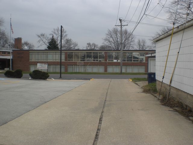 4239 Grove Avenue, Stickney, IL 60402
