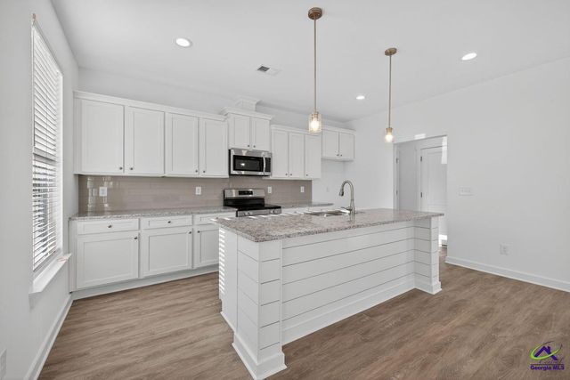 105 Royal Tern Lane, Warner Robins, GA 31093