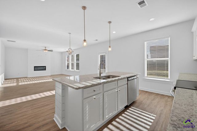 105 Royal Tern Lane, Warner Robins, GA 31093