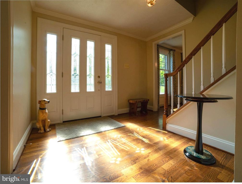 Image 11 of property listing at 14441 KINGS GRANT ST, North Potomac, MD 20878