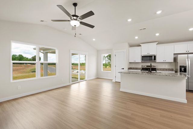 1243 Crested iris Street, Moore, SC 29369