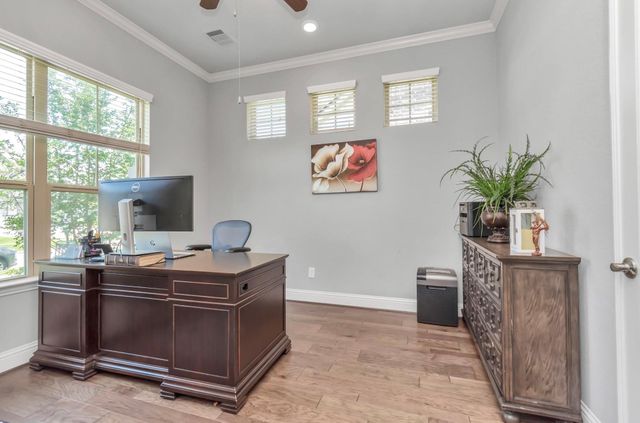 13619 Nearpoint Lane, Tomball, TX 77377