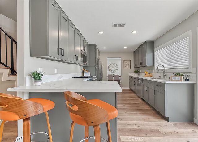 286 W Renwick, Azusa, CA 91702