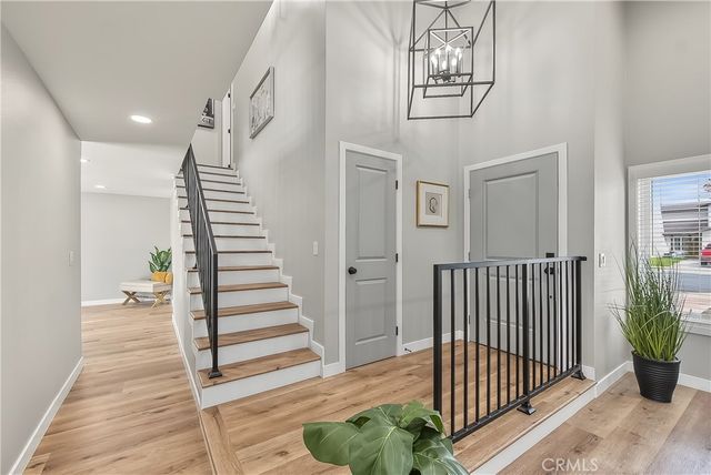 286 W Renwick, Azusa, CA 91702