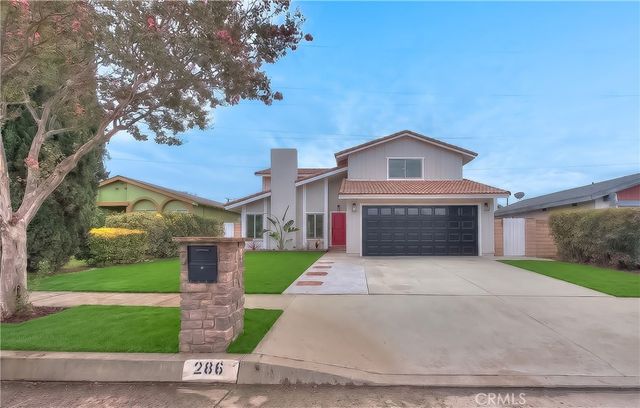 286 W Renwick, Azusa, CA 91702