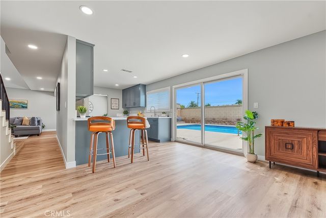 286 W Renwick, Azusa, CA 91702