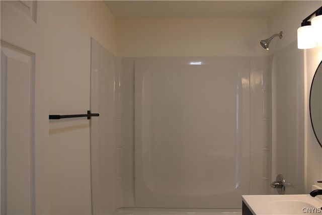 203 Brookline Road, Salina, NY 13208