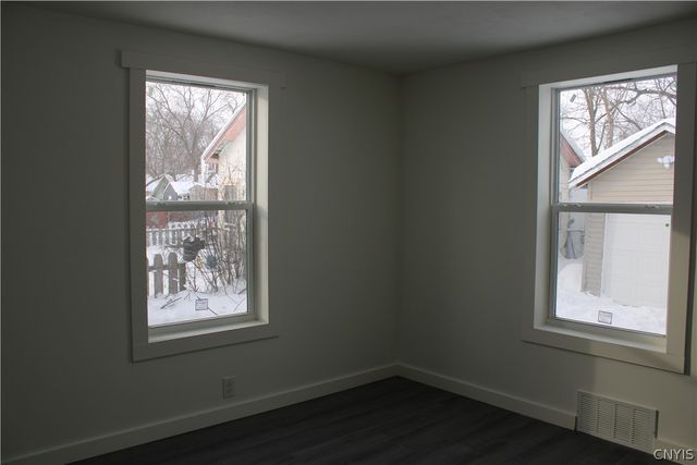 203 Brookline Road, Salina, NY 13208