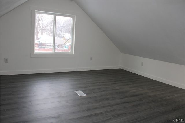 203 Brookline Road, Salina, NY 13208