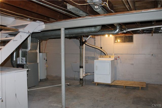 203 Brookline Road, Salina, NY 13208