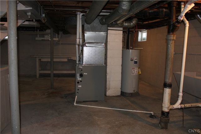 203 Brookline Road, Salina, NY 13208