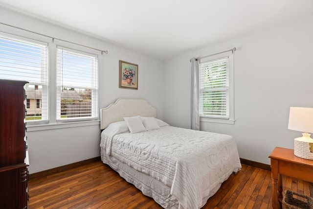 7 Haynes St, Walpole, MA 02081