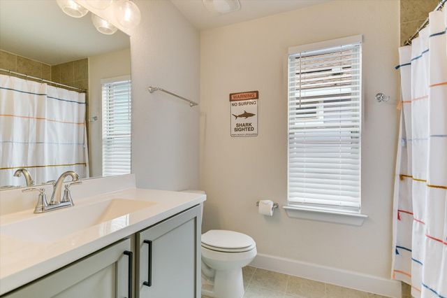 8607 McKamy DR, Austin, TX 78744