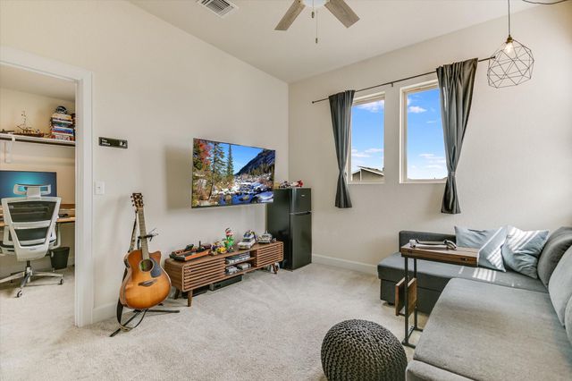 8607 McKamy DR, Austin, TX 78744