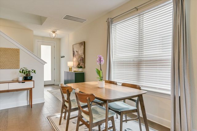 8607 McKamy DR, Austin, TX 78744