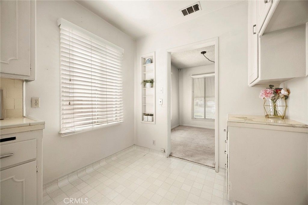 22022 S Mchelen, Long Beach, CA 90810 — photo 5