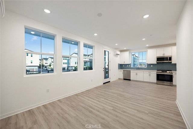 684 CARA CARA, Covina, CA 91723
