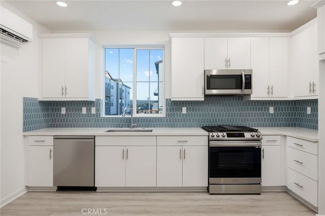 684 CARA CARA, Covina, CA 91723