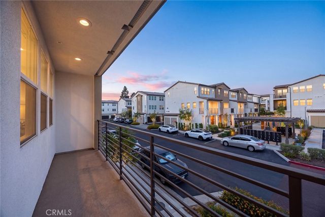 684 CARA CARA, Covina, CA 91723