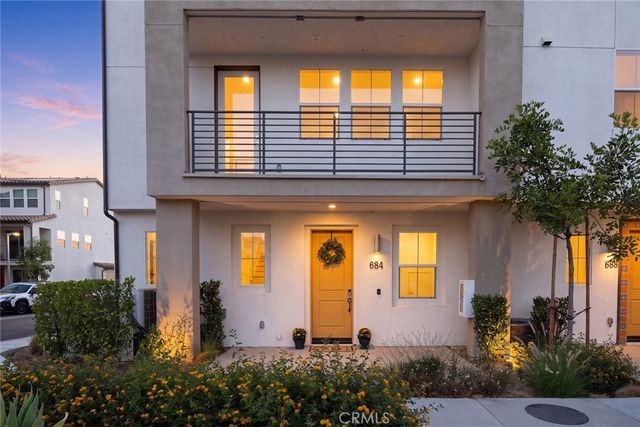 684 CARA CARA, Covina, CA 91723