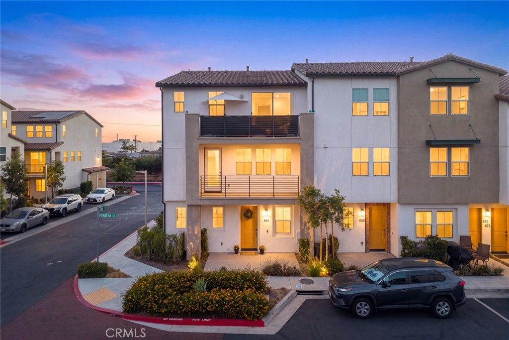 Image 2 of property listing at 684 CARA CARA, Covina, CA 91723