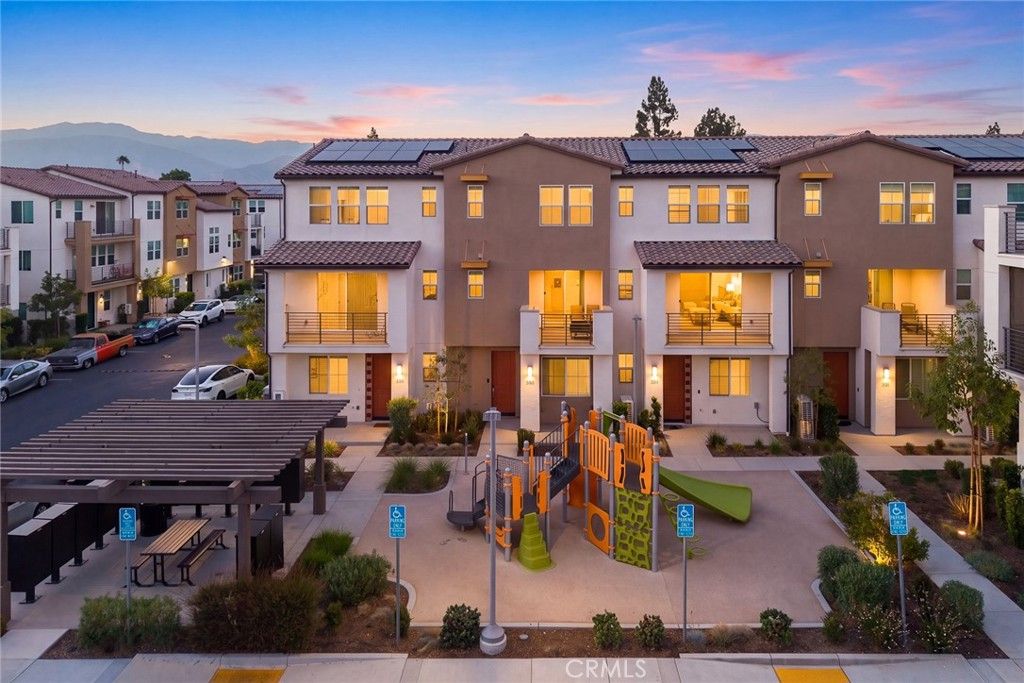 Image 37 of property listing at 684 CARA CARA, Covina, CA 91723
