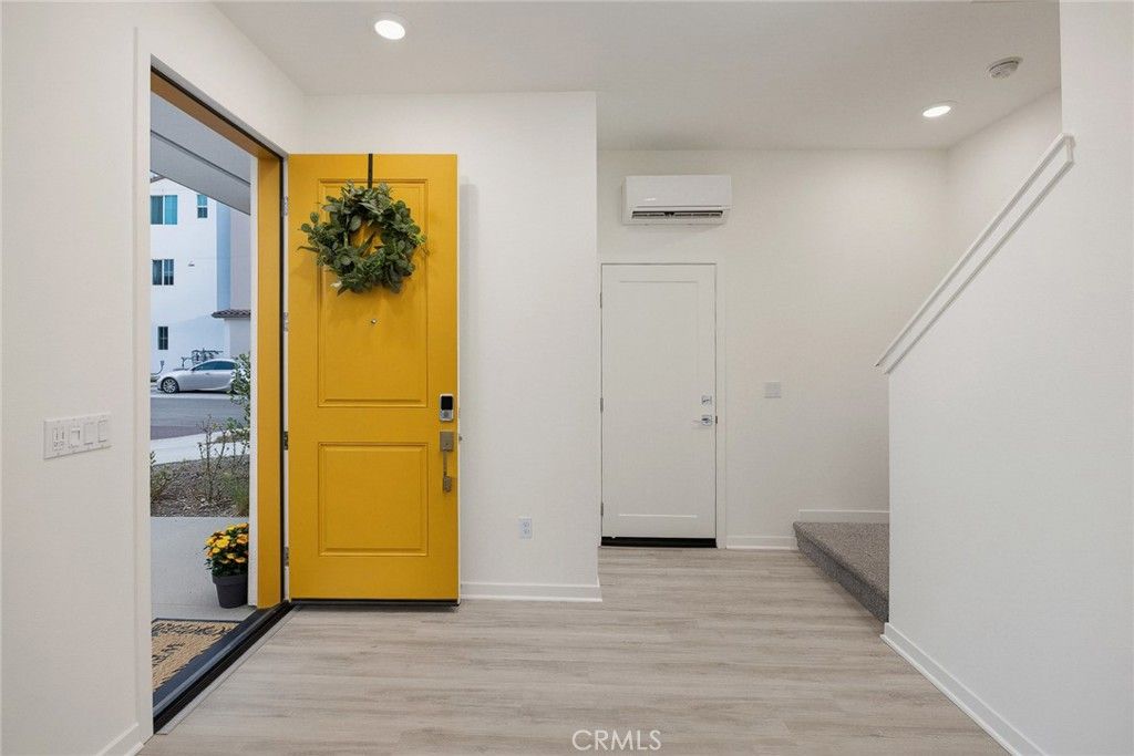 Image 7 of property listing at 684 CARA CARA, Covina, CA 91723