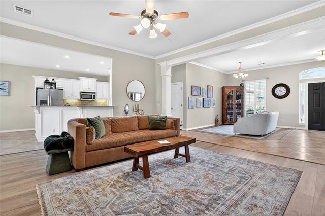 1717 Redland Drive, Edmond, OK 73003