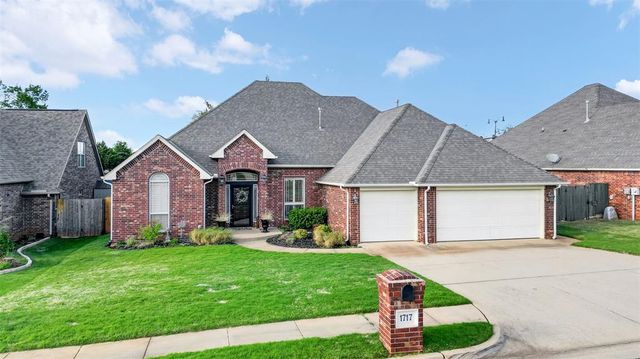 1717 Redland Drive, Edmond, OK 73003
