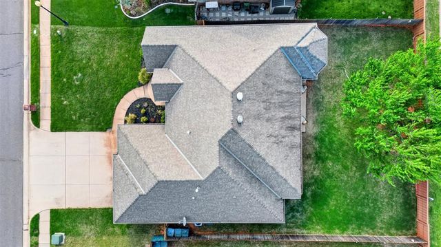 1717 Redland Drive, Edmond, OK 73003