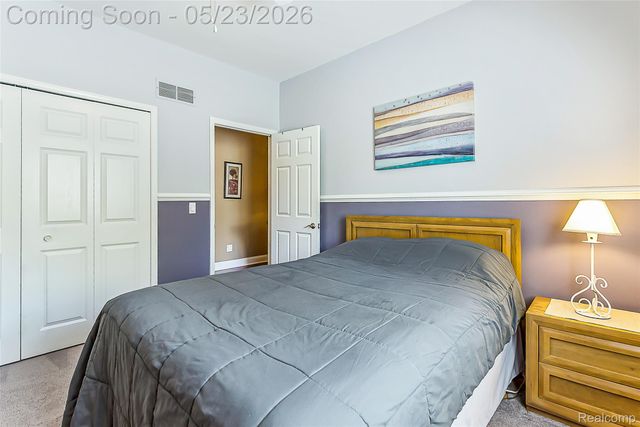 6093 Rosewood Parkway, White Lake Charter Township, MI 48383