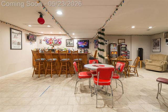 6093 Rosewood Parkway, White Lake Charter Township, MI 48383