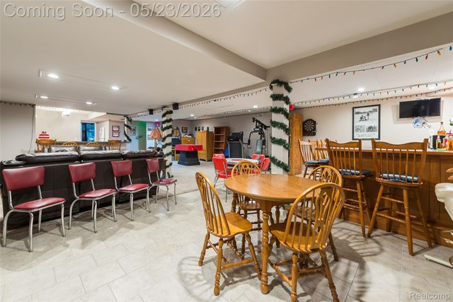 6093 Rosewood Parkway, White Lake Charter Township, MI 48383