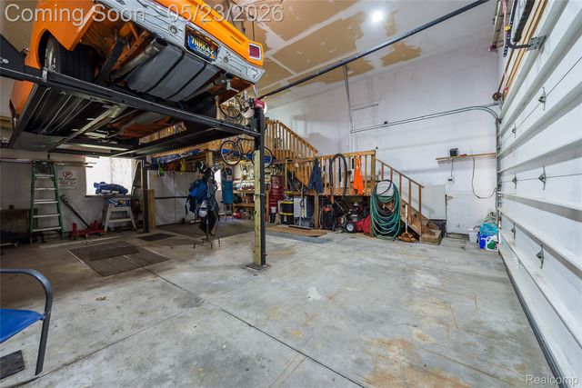 6093 Rosewood Parkway, White Lake Charter Township, MI 48383